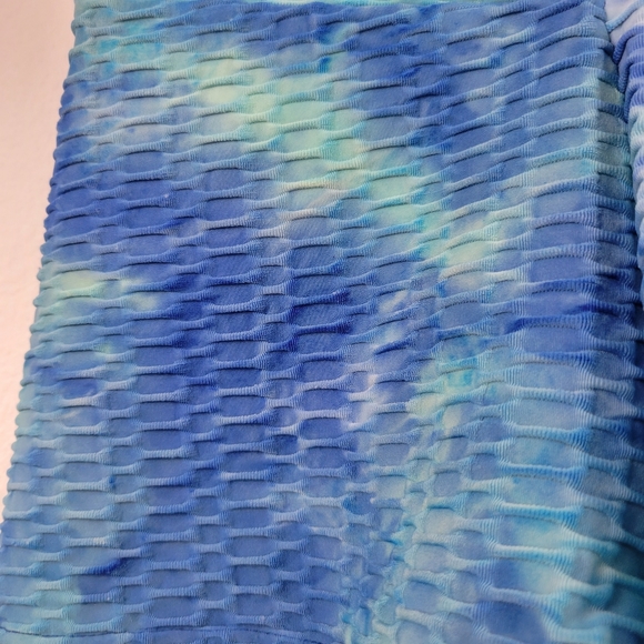 Tik Tok Famous Bubble Shorts Size Small - Picture 3 of 6